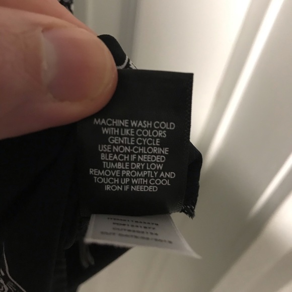 Torrid: Like new sleeves plus size blouse - Picture 13 of 15